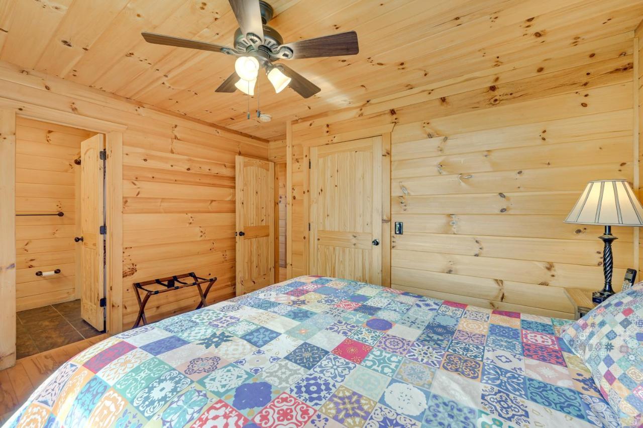 Warm And Cozy Cabin With Deck On Top Of The Blue Ridge Fancy Gap Zewnętrze zdjęcie