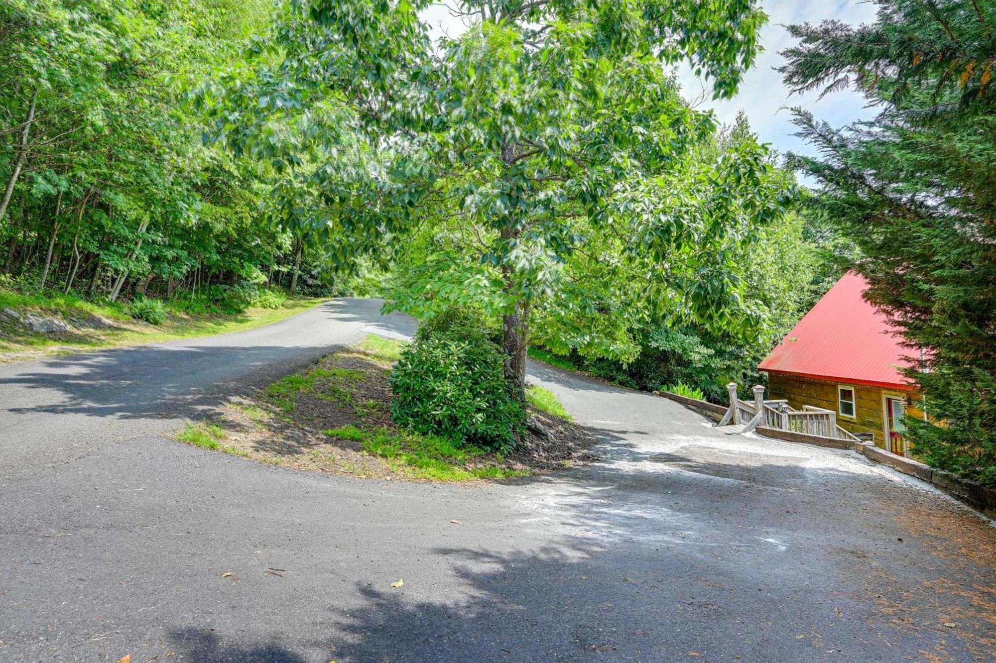 Warm And Cozy Cabin With Deck On Top Of The Blue Ridge Fancy Gap Zewnętrze zdjęcie